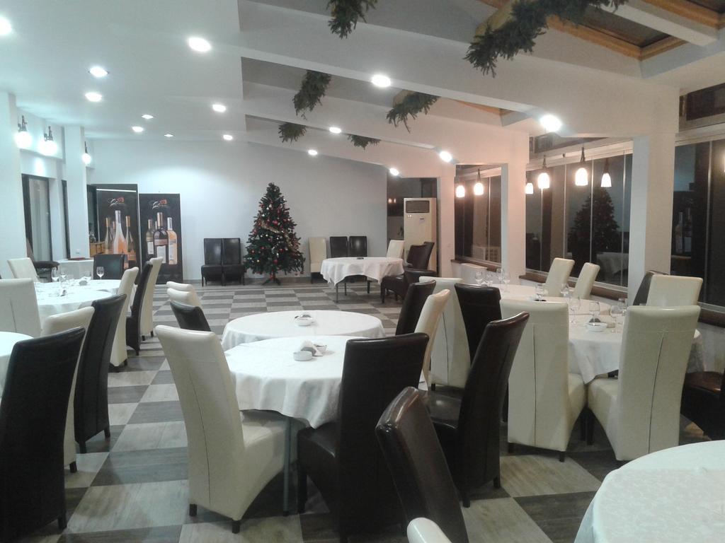 Hotel Zada Предял Экстерьер фото