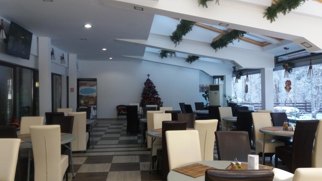 Hotel Zada Предял Экстерьер фото